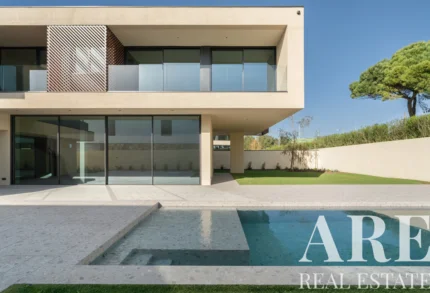 Villa 5-bedroom for sale in Cascais e Estoril, Cascais, Greater Lisbon &bull; ARE-94959