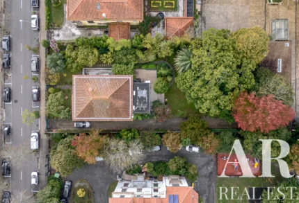 Villa 6-bedroom for sale in Lordelo do Ouro e Massarelos, Porto &bull; ARE-91460