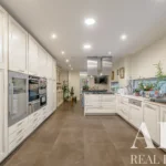 Villa 6-bedroom for sale in Lordelo do Ouro e Massarelos, Porto • ARE-91460 - gallery image
