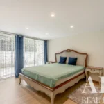 Villa 6-bedroom for sale in Lordelo do Ouro e Massarelos, Porto • ARE-91460 - gallery image