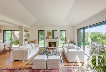 Villa 5-bedroom for sale in Colares, Sintra, Greater Lisbon &bull; ARE-67609