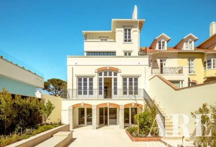 Villa 3-bedroom for sale in Cascais e Estoril, Cascais, Greater Lisbon &bull; ARE-96879