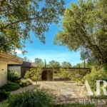 Villa 5-bedroom for sale in Quinta do Conde, Sesimbra, Setúbal &bull; ARE-98216 - gallery image