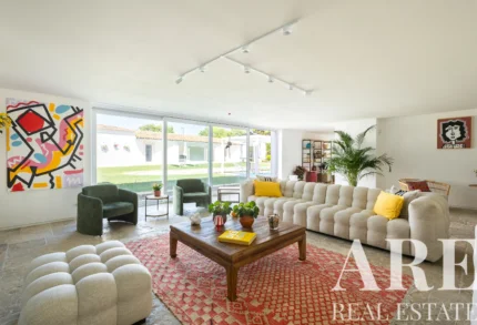 Villa 4-bedroom for sale in Cascais e Estoril, Cascais, Greater Lisbon &bull; ARE-98640