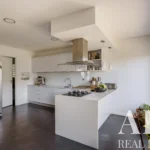 Villa 4-bedroom for sale in Carcavelos e Parede, Cascais, Greater Lisbon &bull; ARE-84230 - gallery image