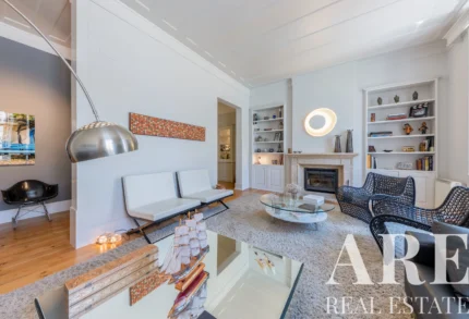 Apartment 4-bedroom for sale in Misericórdia, Lisbon &bull; ARE-80552