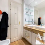 Apartment 4-bedroom for sale in Misericórdia, Lisbon &bull; ARE-80552 - gallery image