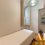 Apartment 4-bedroom for sale in Misericórdia, Lisbon &bull; ARE-80552 - gallery image