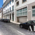 Apartment 4-bedroom for sale in Misericórdia, Lisbon &bull; ARE-80552 - gallery image