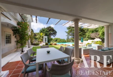 Farmhouse for sale in Alcabideche, Cascais, Greater Lisbon &bull; ARE-99566