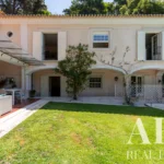 Farmhouse for sale in Alcabideche, Cascais, Greater Lisbon &bull; ARE-99566 - gallery image